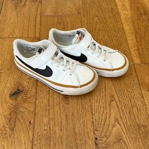 Nike Kids Court Legacy - size 12c